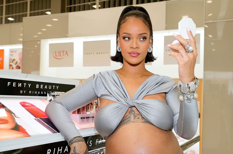 Rihanna Announces First Ever Fenty Skin Face Mask, Designed to Give You ‘Snatched Pores’