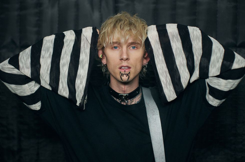 Machine Gun Kelly Unveils ‘Mainstream Sellout’ Album Art & Tracklist Featuring Gunna, Young Thug