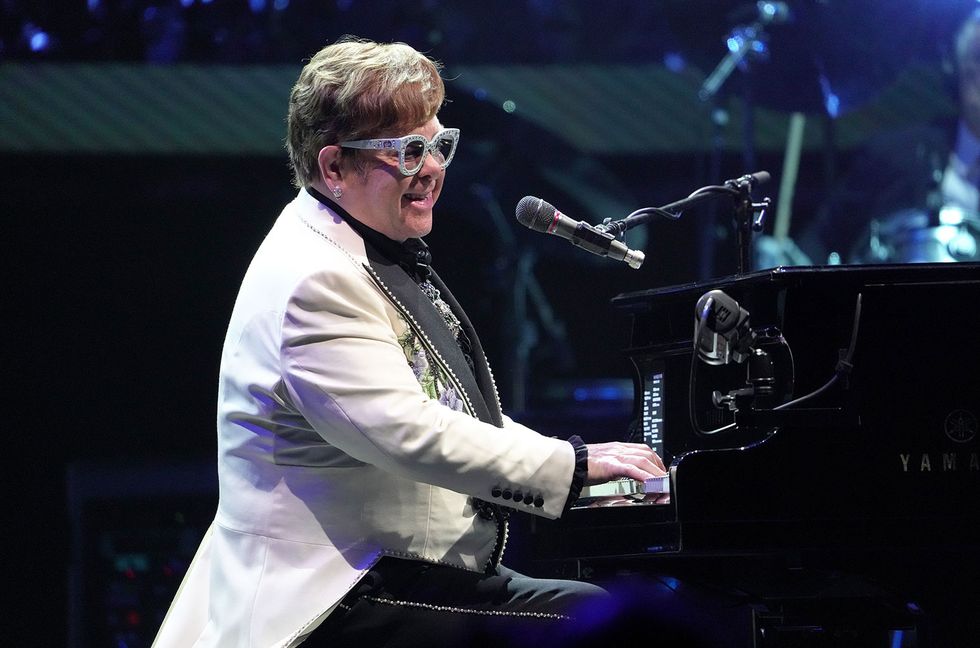 Elton John Sets Final North America Dates on ‘Farewell Yellow Brick Road’ Tour