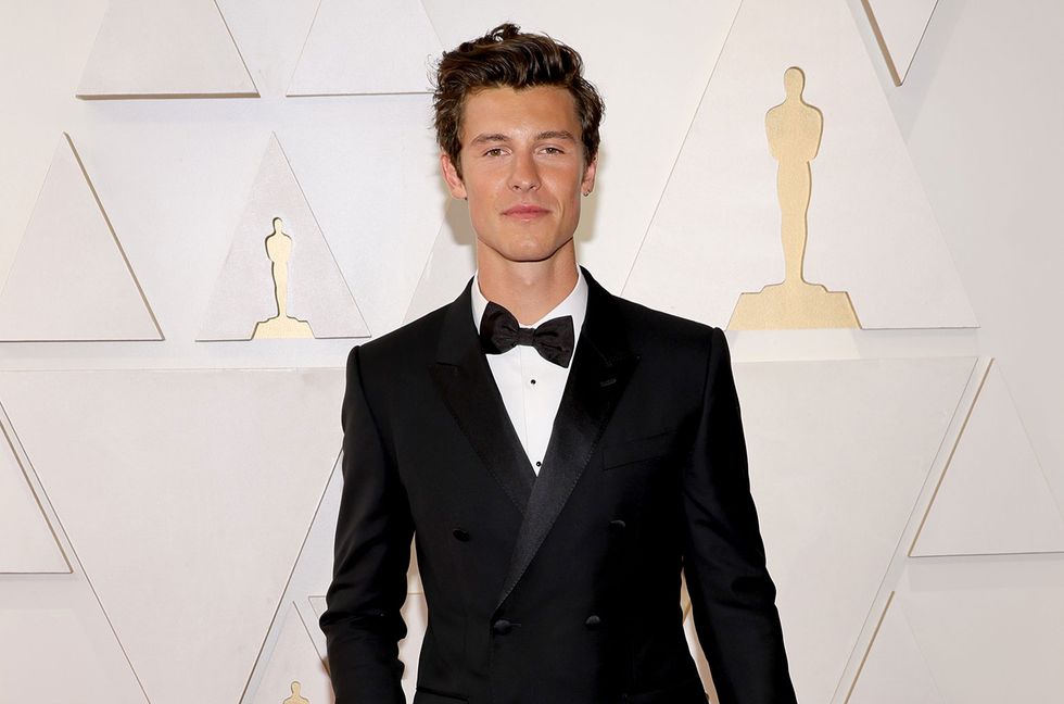 Shawn Mendes Wears First-Ever Classic Tuxedo Red Carpet Look at His First Oscars