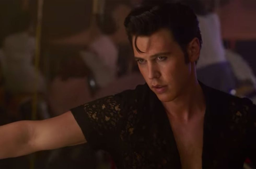 Austin Butler Is Transformed Into The King in Baz Luhrmann’s ‘Elvis’ Trailer