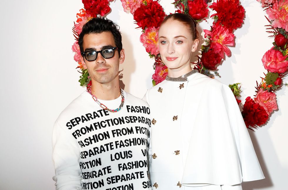 Joe Jonas Hilariously Reenacts ‘Keeping Up With the Kardashians’ Scene With Sophie Turner: Watch