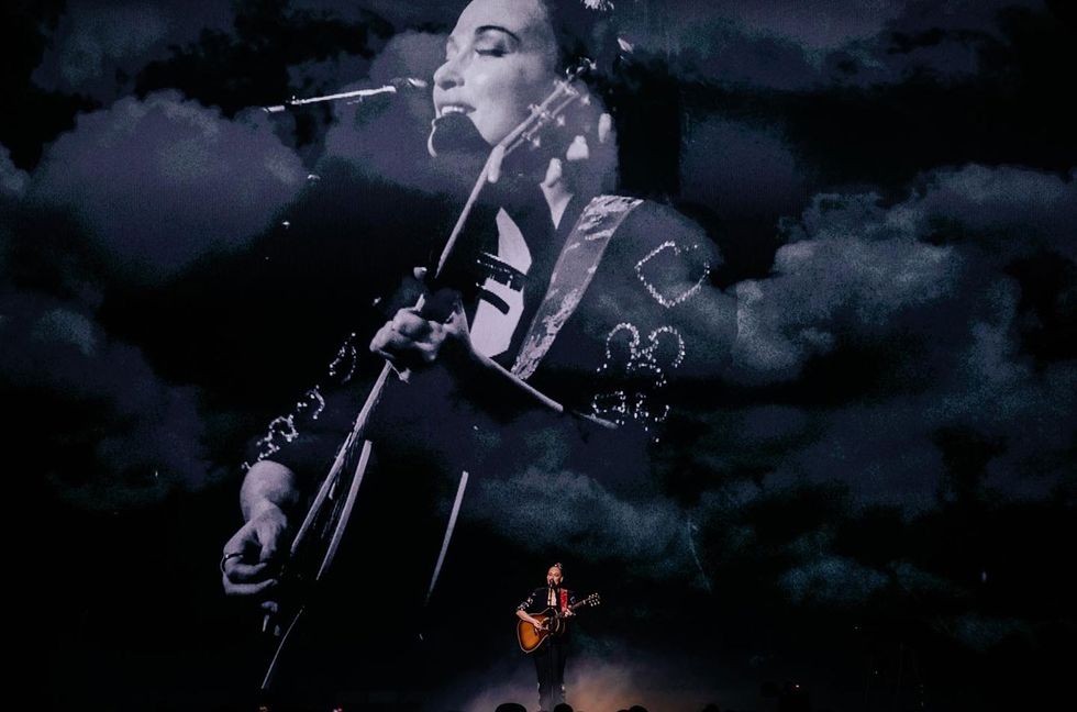 7 Things To Know About Kacey Musgraves’ Star-Crossed Tour From Her Opening Minnesota Date