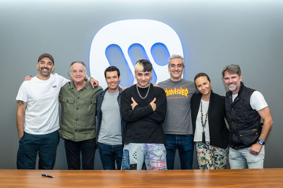 Tiago PZK Signs Record Deal With Warner Music Latina
