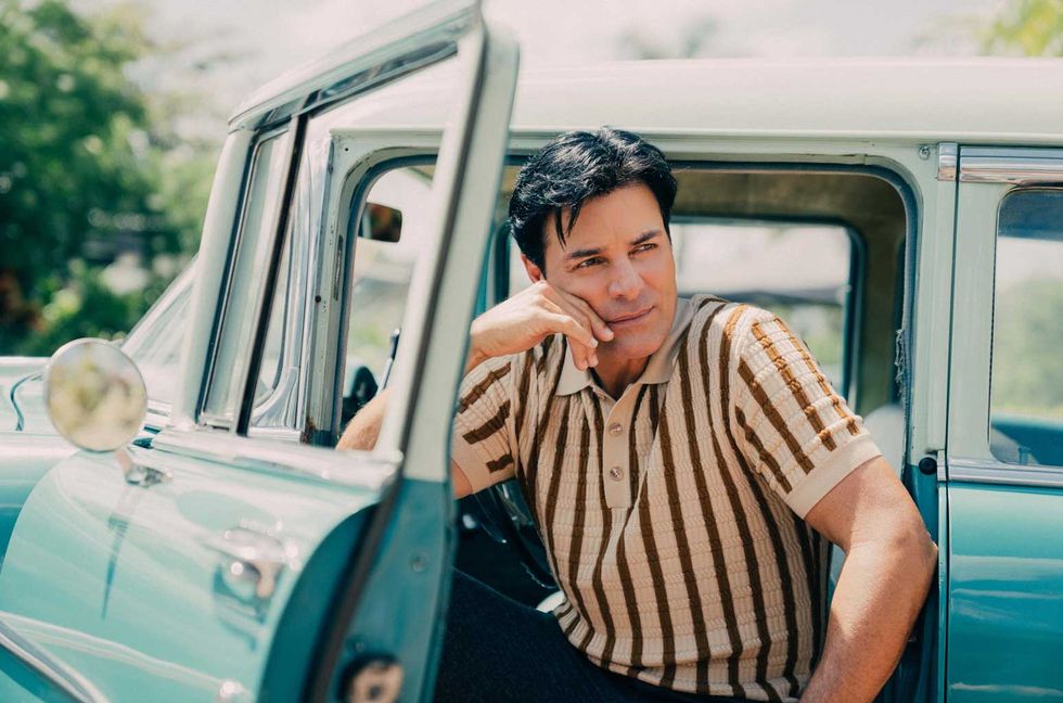 Chayanne Returns to No. 1 on Tropical Airplay After 14 Years With ‘Bailando Bachata’