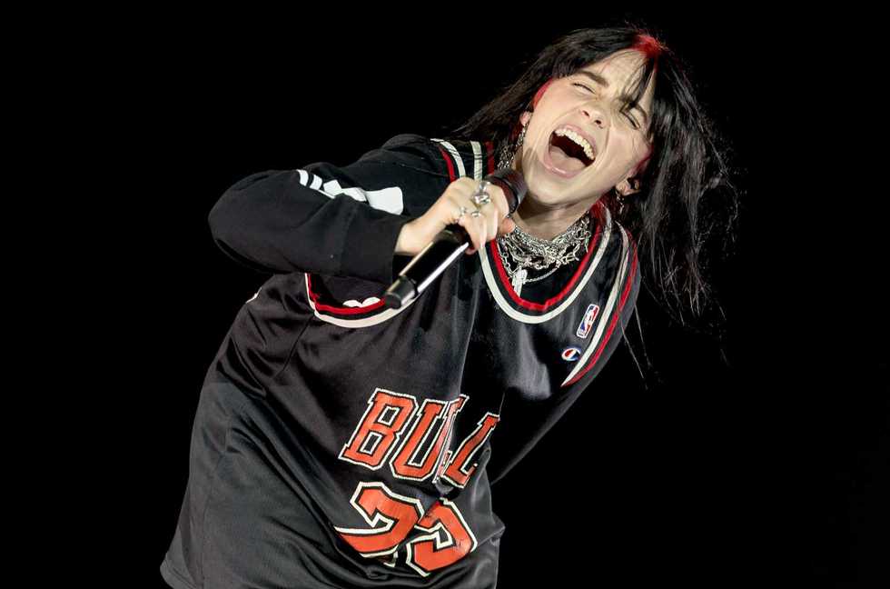 Billie Eilish Debuts New Red Hair at Lollapalooza: ‘Remember Me?’