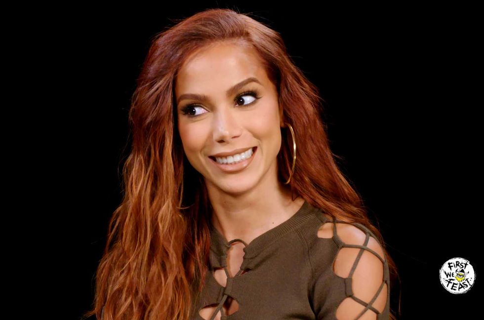 5 Things We Learned About Anitta While She Ate Spicy Wings on ‘Hot Ones’