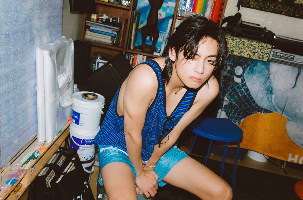 BTS’ V Stars Alongside His Adorable Pomeranian Yeontan in Concept Photos Previewing ‘Layover’ Solo Debut