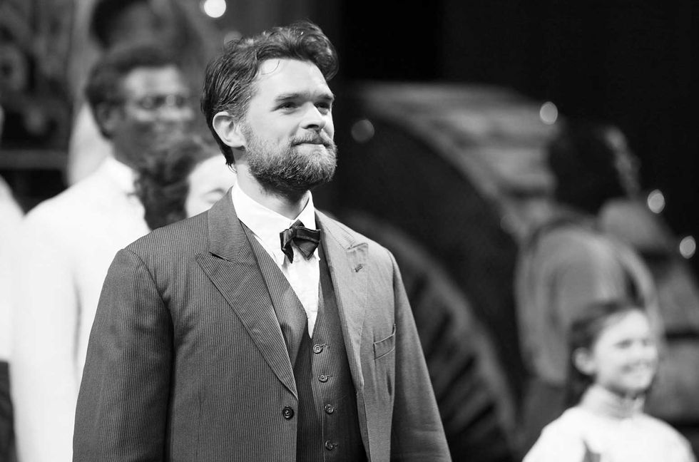 Chris Peluso, Broadway Star of ‘Wicked,’ ‘Mamma Mia!,’ Dies at 40