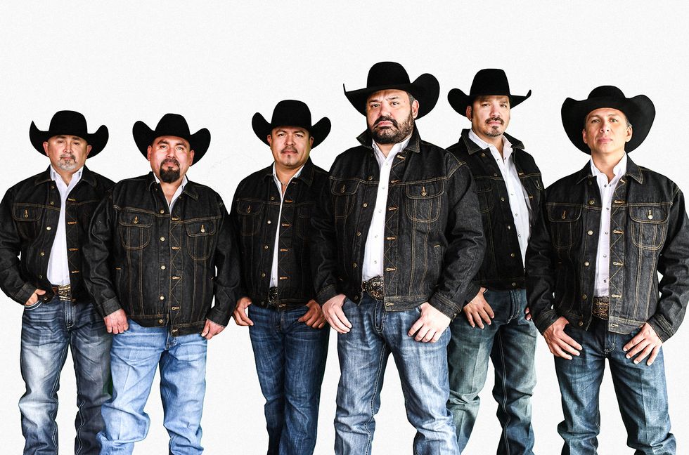 Intocable Extends Top 10 Record on Regional Mexican Airplay With ‘No Se Vuelve a Repetir’