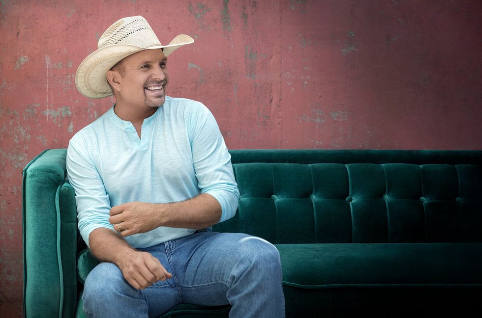 Garth Brooks Launches Music & Sports Station Tailgate Radio With TuneIn