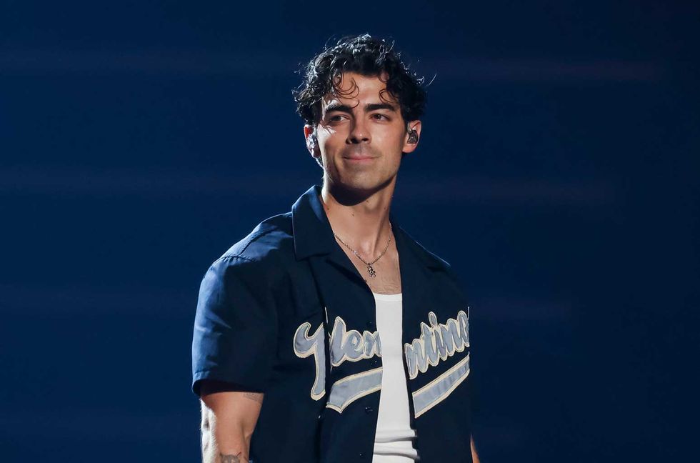 Joe Jonas Appears to Address Sophie Turner Divorce at Dodger Stadium Concert: ‘It’s Been a Tough Week’