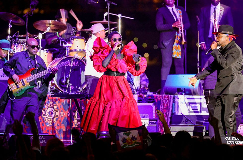 Ms. Lauryn Hill Pulled Off a Surprise Fugees Reunion at Global Citizen Festival