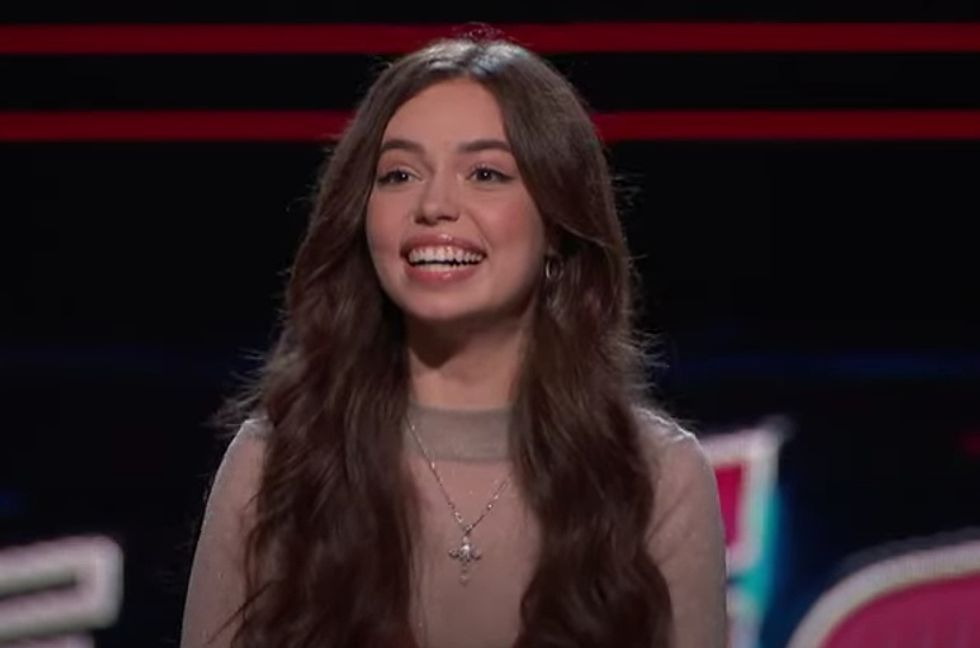 ‘The Voice’ Coaches Pull Out All Their Tricks For Contestant Mara Justine: Watch