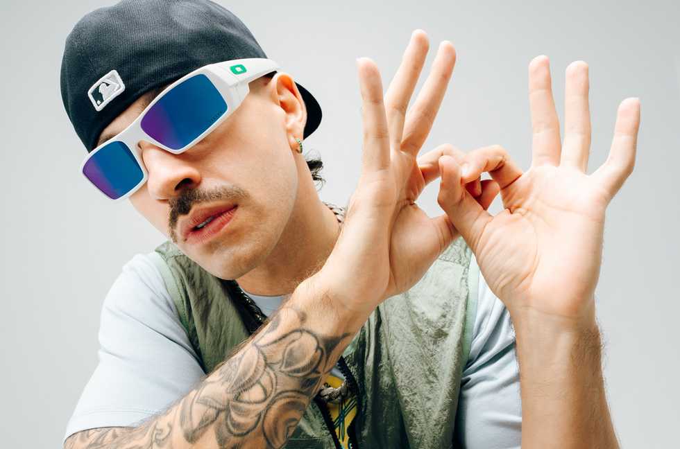 Feid Drops Eclectic New Album ‘MOR, No Le Temas A La Oscuridad’: Stream It Now