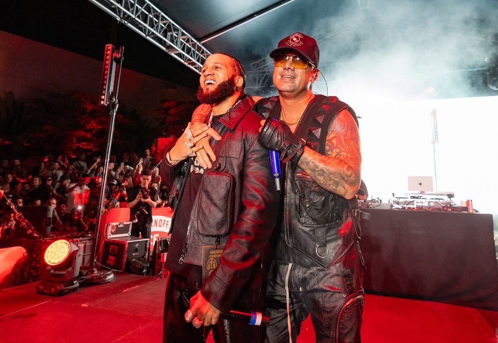 Wisin & La Base Bring Reggaetón Heat to Latin Music Week 2023 Performance