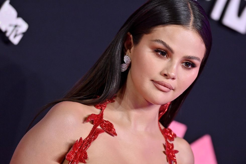 Selena Gomez Reflects on Leaving Social Media After Justin Bieber Split & Bipolar Diagnosis