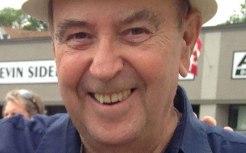 Tom Williams: Being Famous At The Urinal Has Its Drawbacks