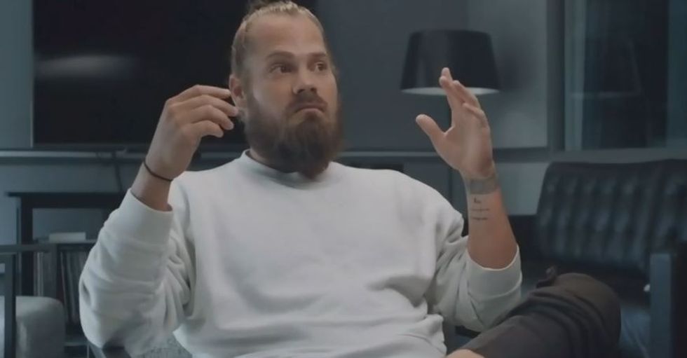Free To Stream: New Theo Tams Doc