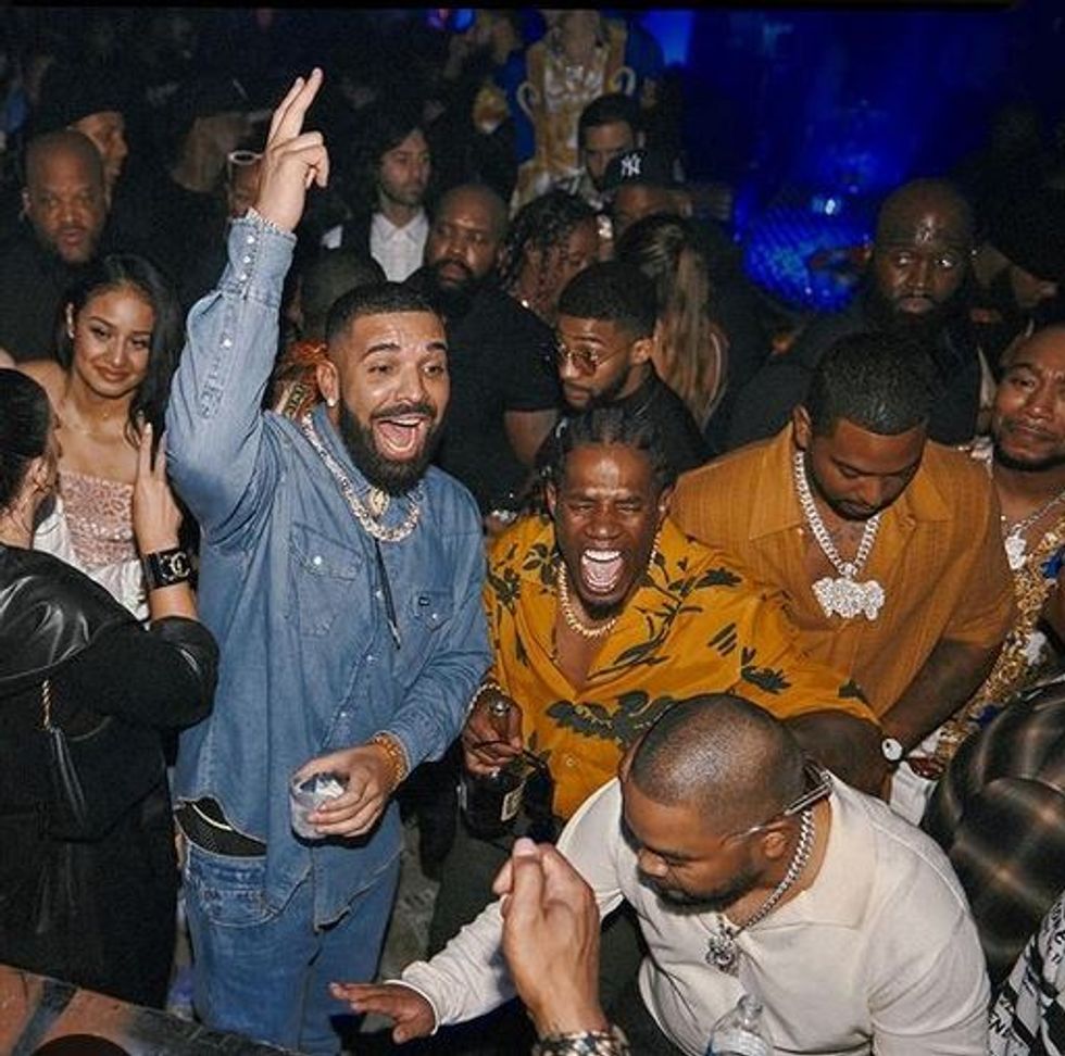 Drake Continues To Hold At No. 1 In 8th Week