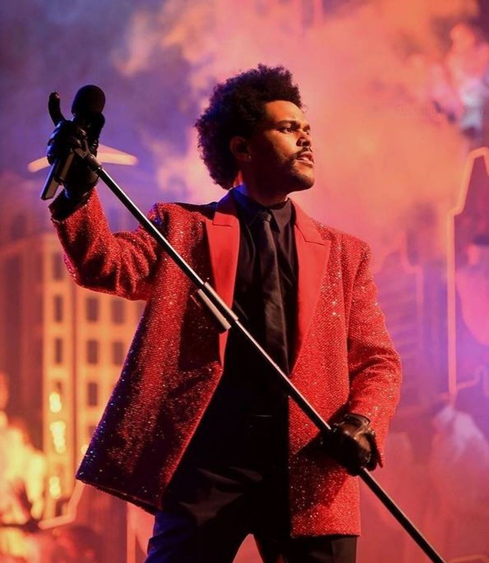 The Weeknd Earns His 5th No. 1 Album with 'Highlights'