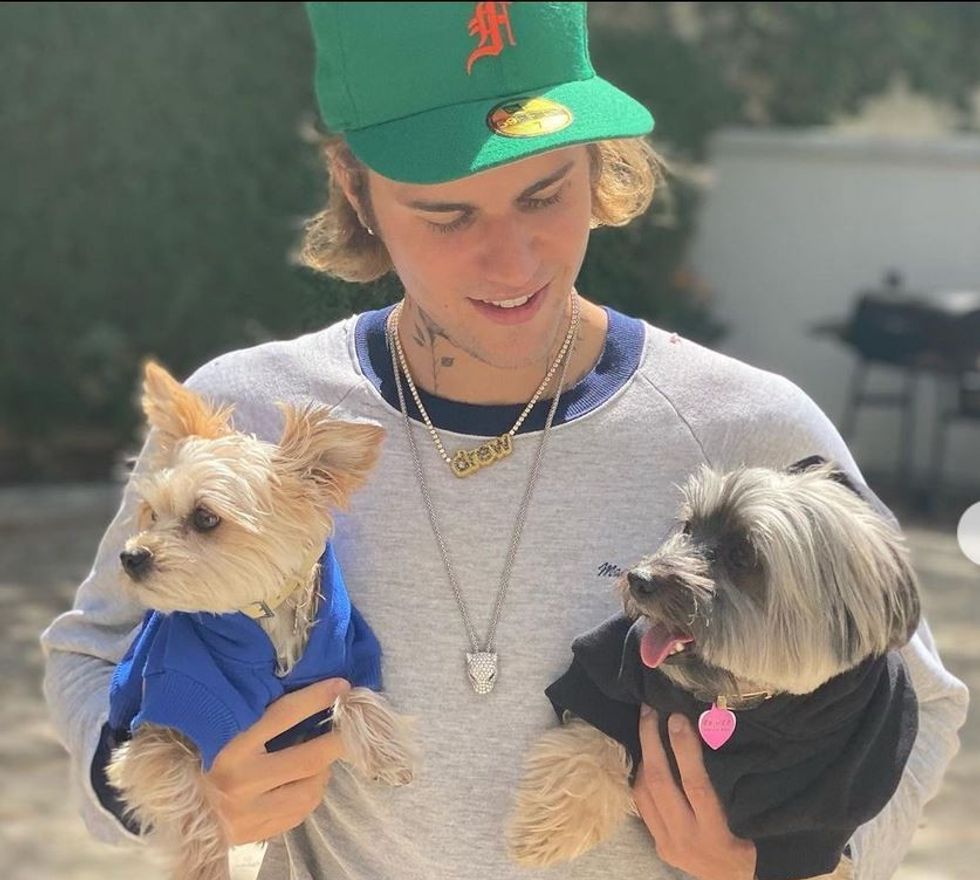 Justin Bieber's Justice Remains No. 1 In 3rd Week