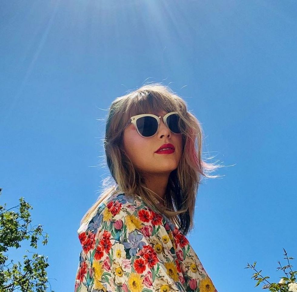 Taylor Swift's 'Fearless' Remake Debuts At No. 1