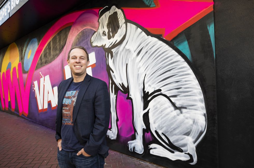 Sunrise Records Owner Re-brews Tea Chain
