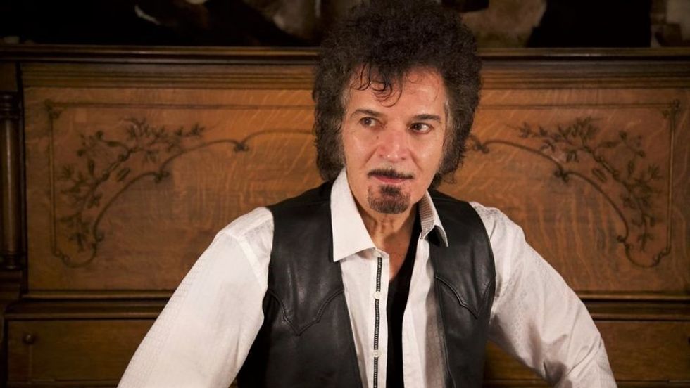 Gino Vannelli Just Doesn't Wanna Stop