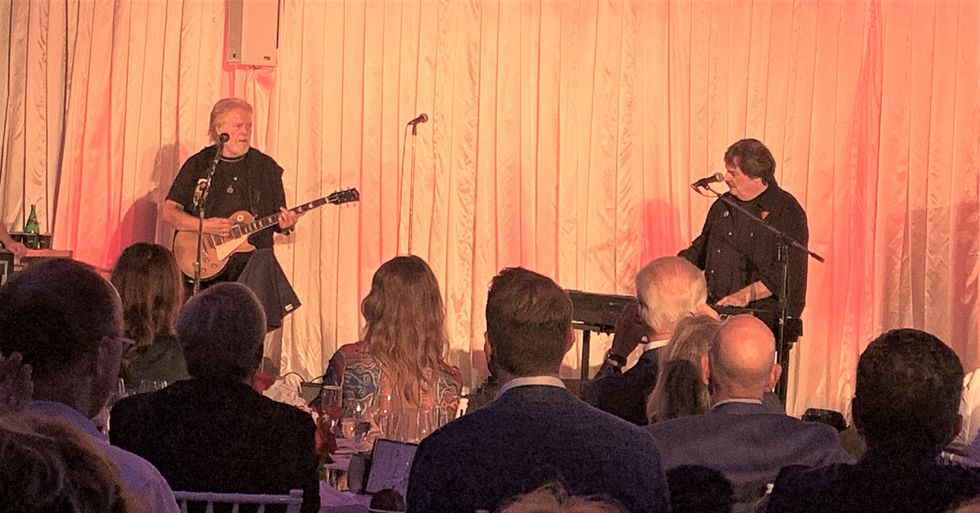 Burt & Randy Make Friends At Castle Concert