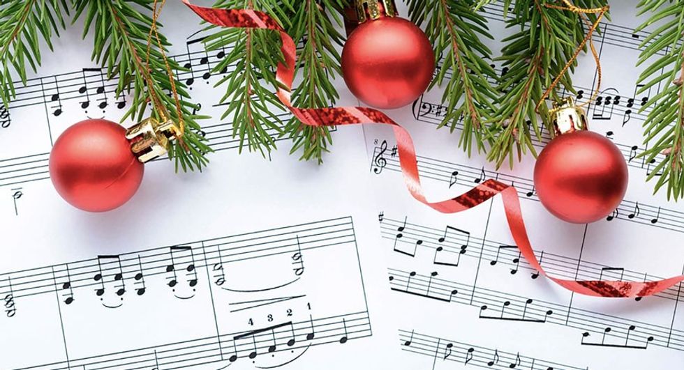 Mistletoe Holiday Songs Light Up The Airwaves