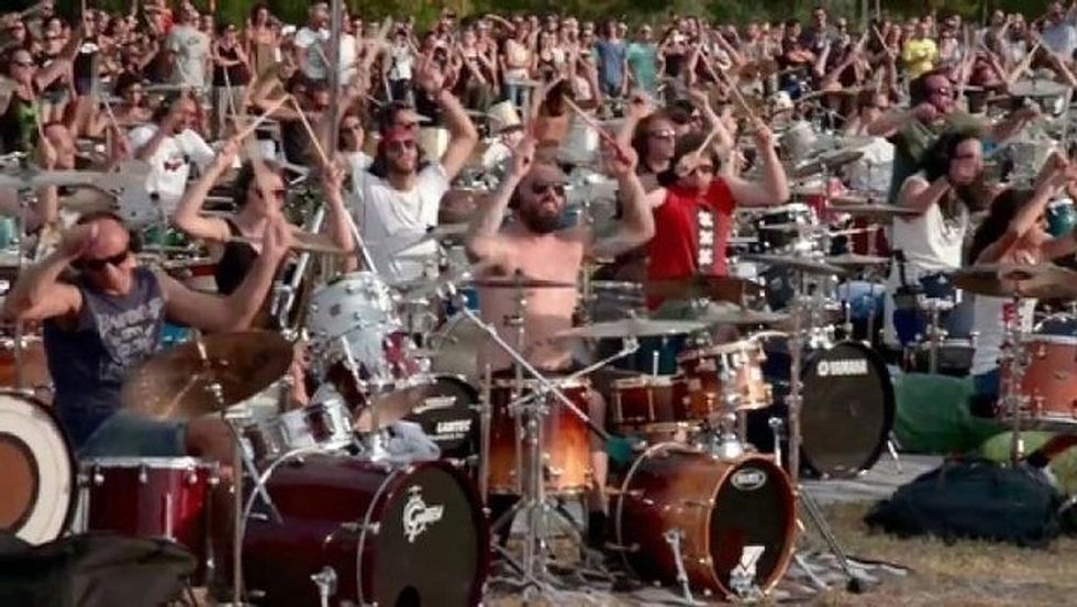 Foo Fighters Inspire Day Of 1000 Musicians