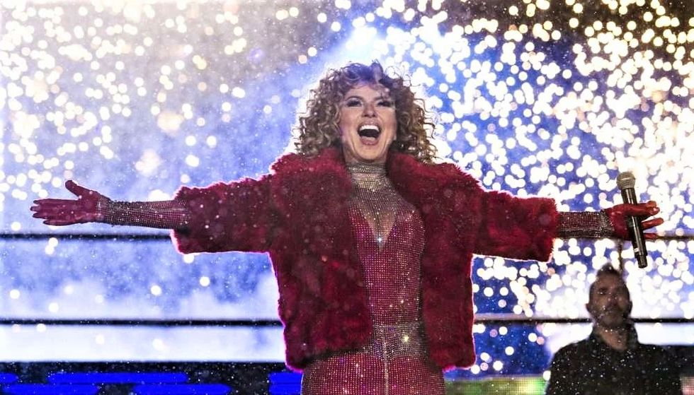 Christmas Albums Are Hot, And So Is Shania