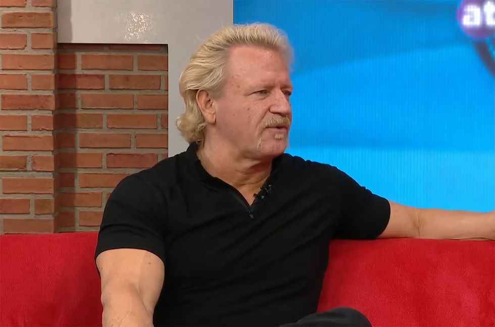 Jeff Jarrett Recalls How Taylor Swift Was ‘Like a Big Sister’ to His Daughters After His Wife Died