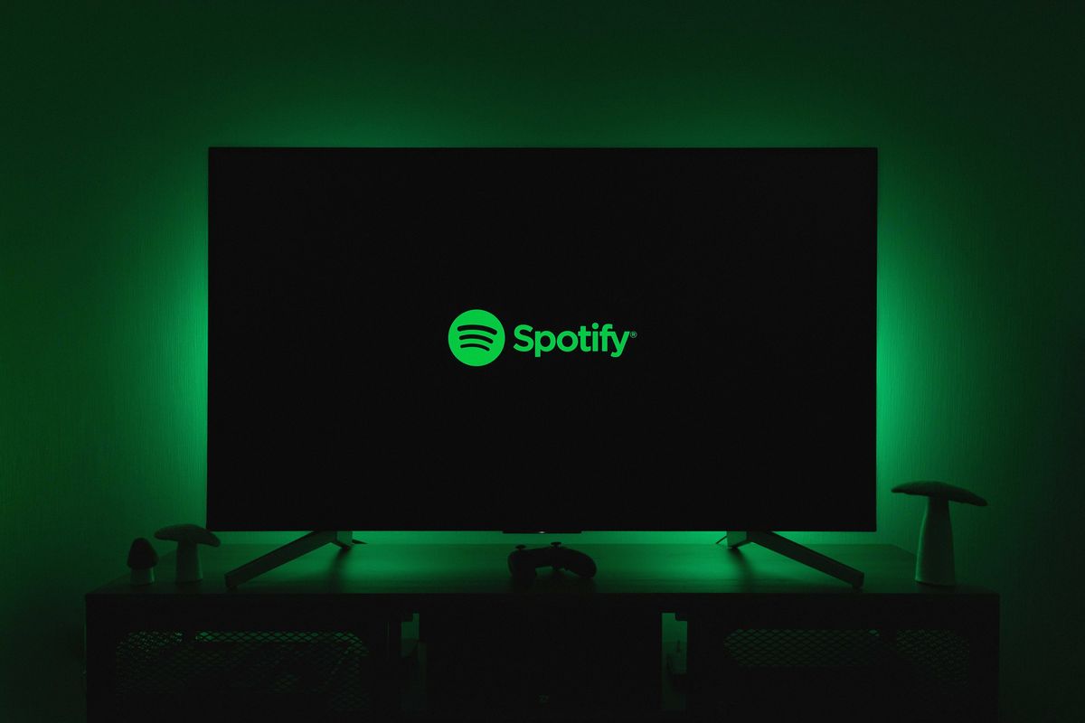 Music Biz Headlines: Daniel Ek to Step Aside as Spotify CEO, Drake Dominates SOCAN Awards