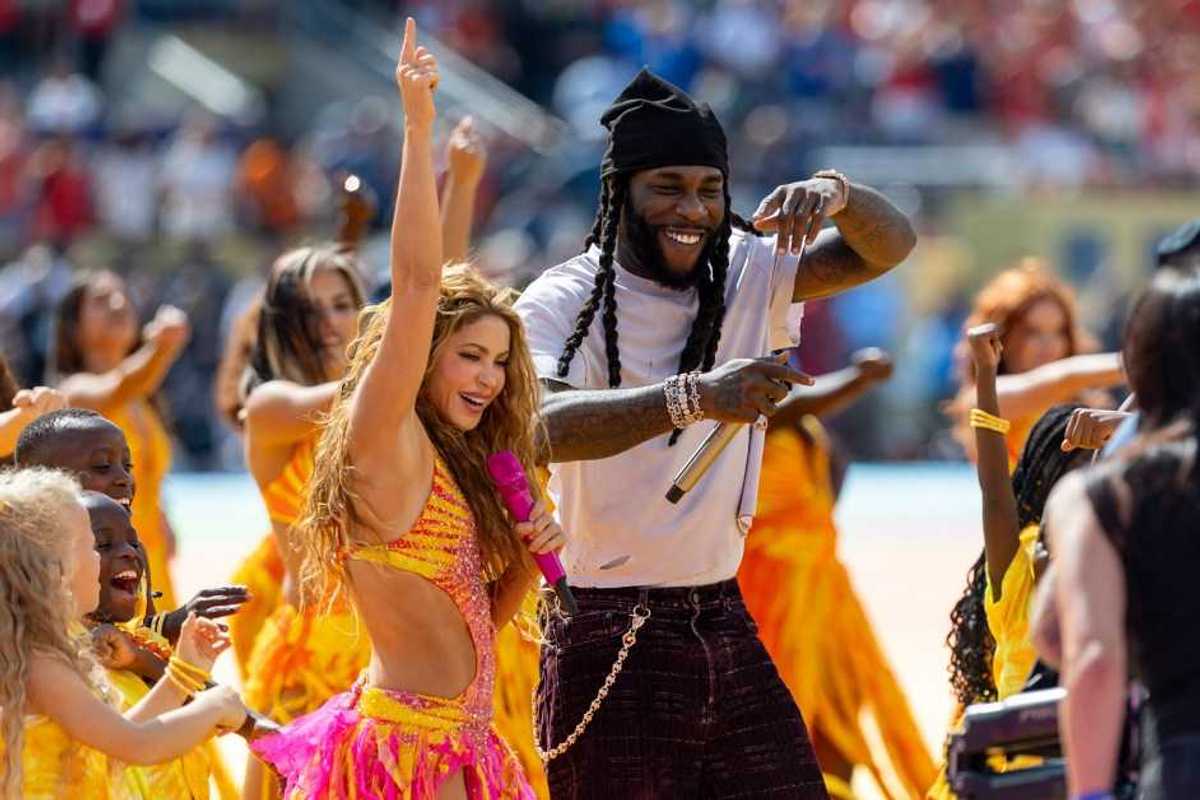 Shakira & Burna Boy’s ‘Dai Dai’ Tops Billboard Global Charts, Even a Month After the End of the World Cup