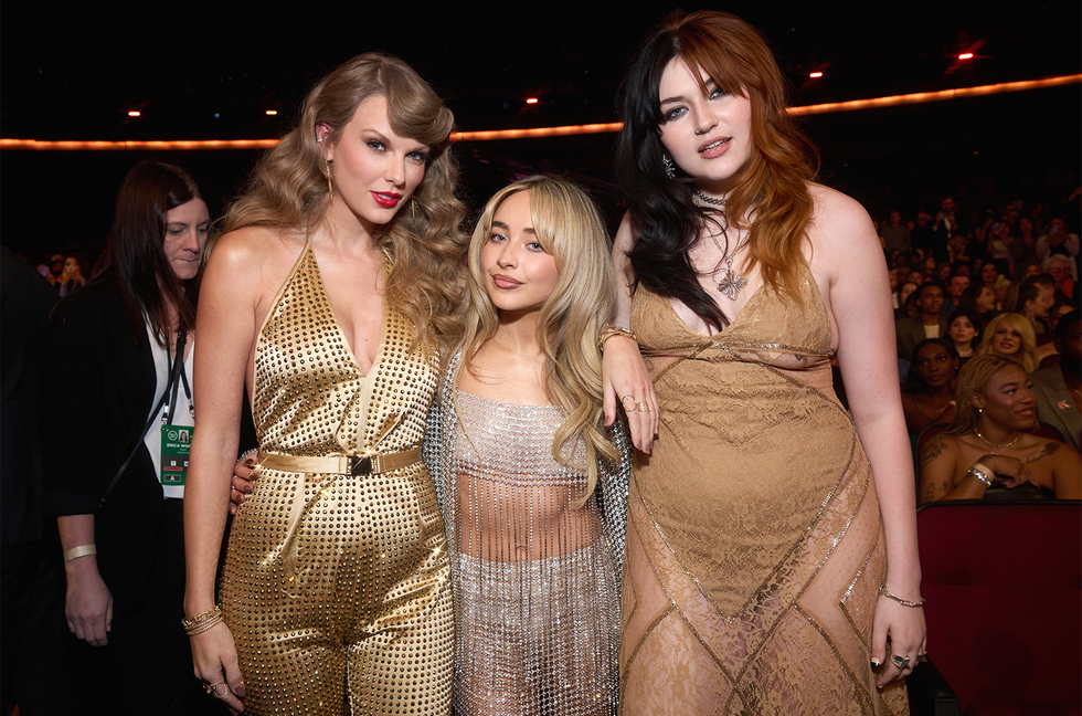 2022 AMAs: 17 Things You Didn’t See on TV
