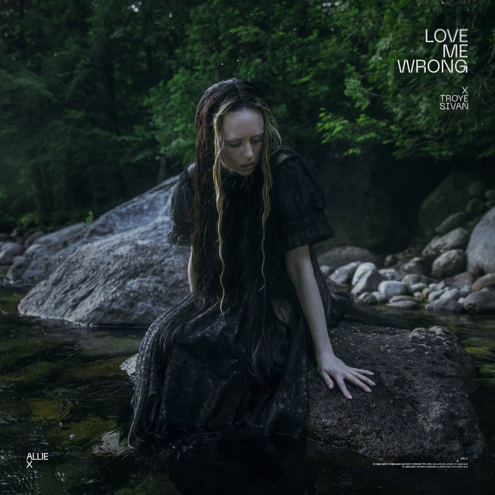 Allie X: Love Me Wrong