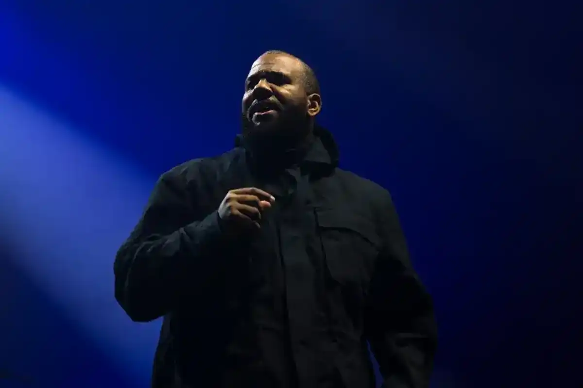 Jayceon Terrell Taylor aka "The Game" performs live on stage during 'The Documentary 20th Anniversary Tour' at L'Olympia on March 23, 2025 in Paris, France.