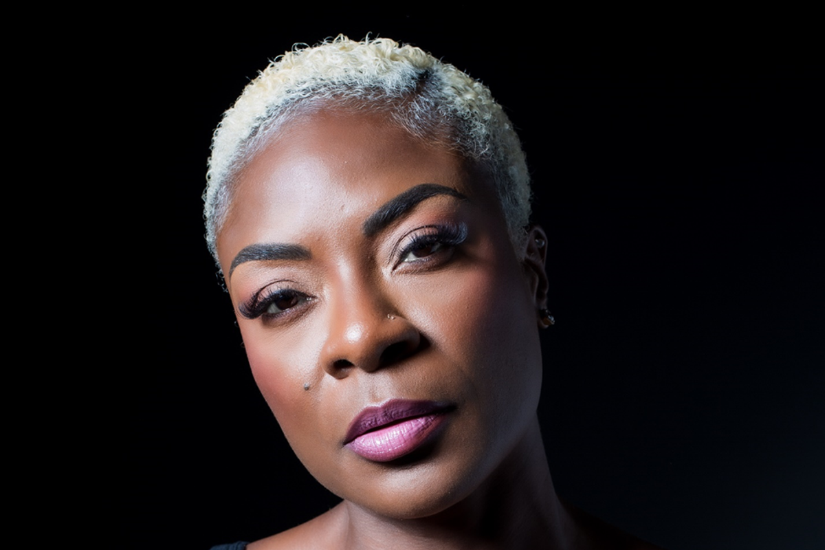 Jully Black