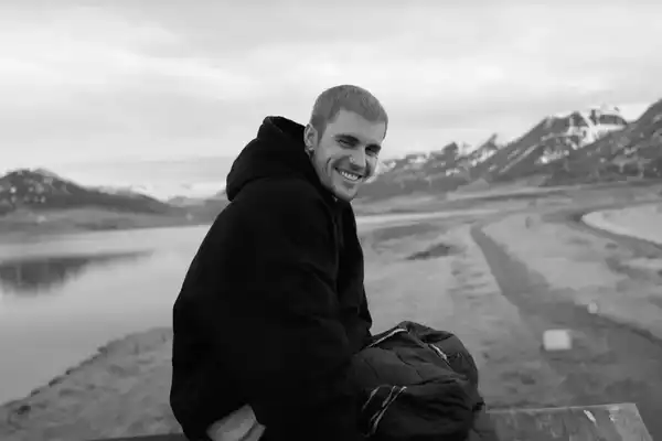 Justin Bieber, "First Place"