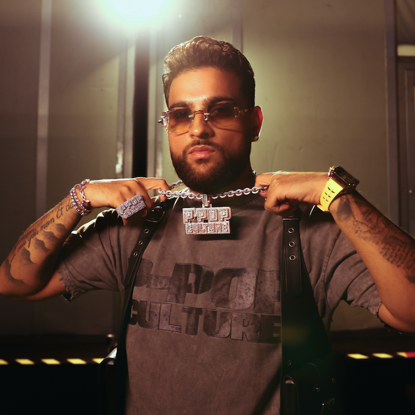 Karan Aujla at Rolling Loud India on Nov. 23, 2025.