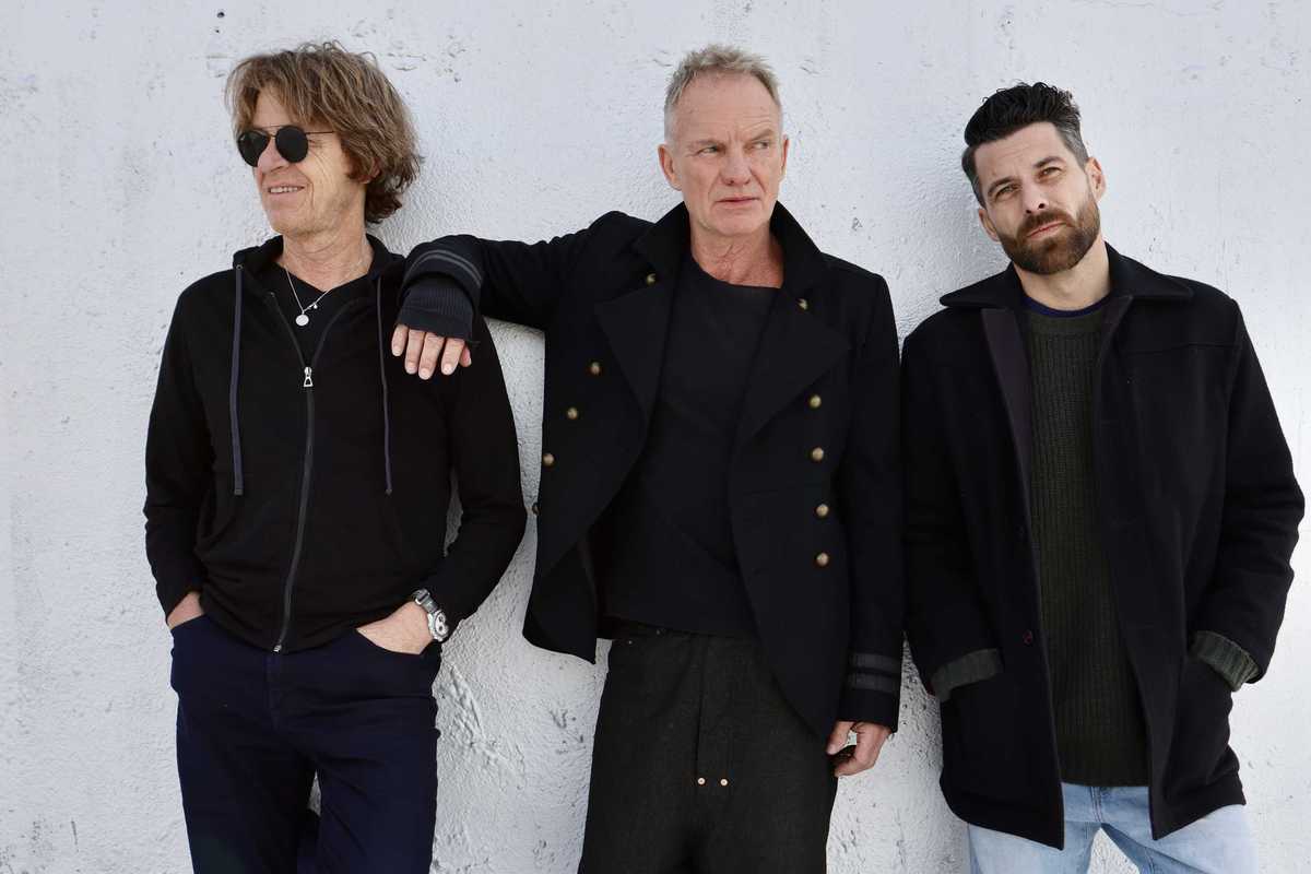 L-R: Dominic Miller, Sting, Chris Maas