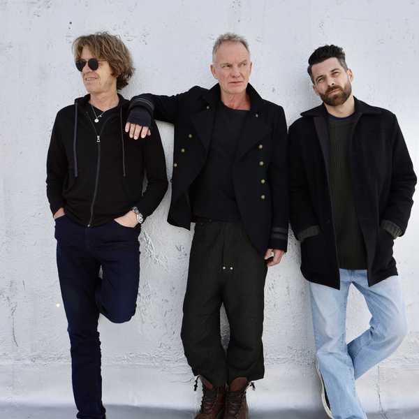 L-R: Dominic Miller, Sting, Chris Maas