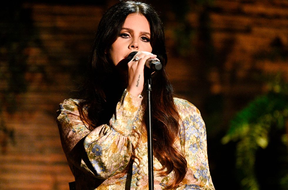 Lana Del Rey performs on "Christmas in Graceland"