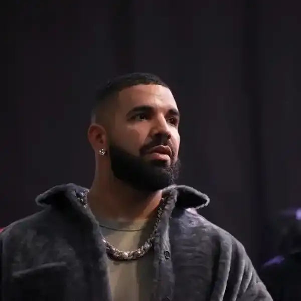 LONG BEACH, CALIFORNIA - OCTOBER 30: Drake attends Drake's Till Death Do Us Part rap battle on October 30, 2021 in Long Beach, California. (Photo by Amy Sussman/Getty Images)
