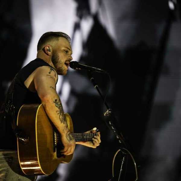 NASHVILLE, TENNESSEE - JUNE 29: Zach Bryan performs during the Quittin Time tour at Nissan Stadium on June 29, 2024 in Nashville, Tennessee. (Photo by Keith Griner/Getty Images)