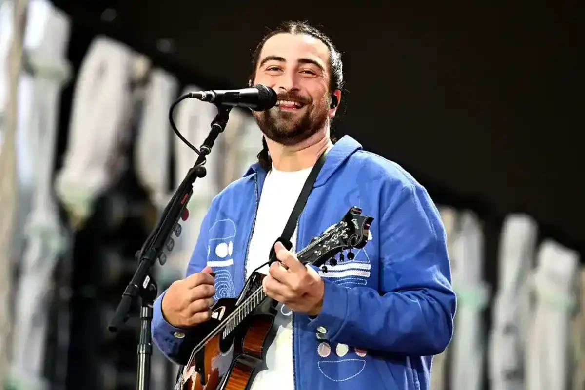 Noah Kahan performs on the Great Oak stage during BST Hyde Park at Hyde Park on July 04, 2025 in London, England.