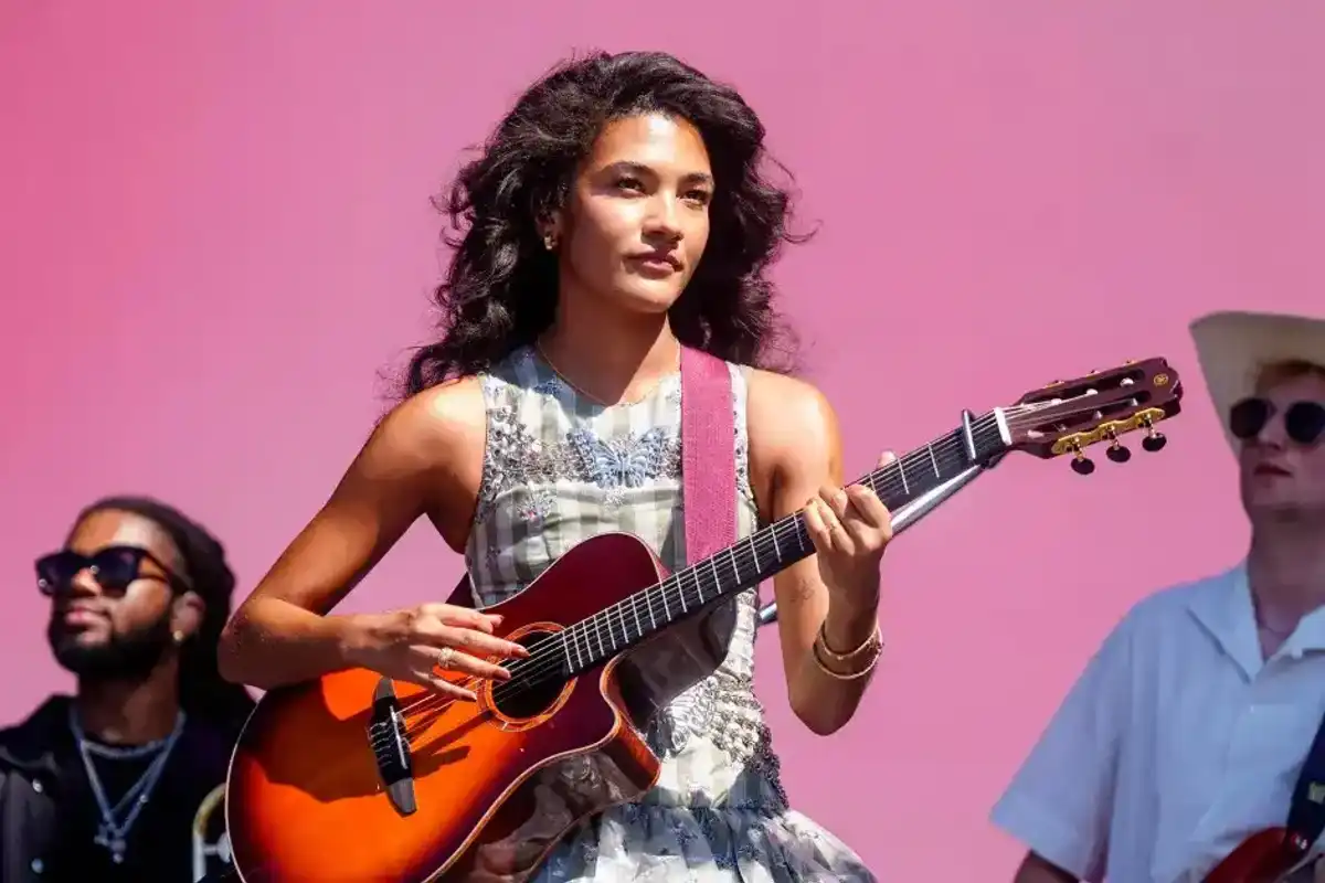 Olivia Dean performs during 2025 Austin City Limits Music Festival at Zilker Park on October 11, 2025 in Austin, Texas.