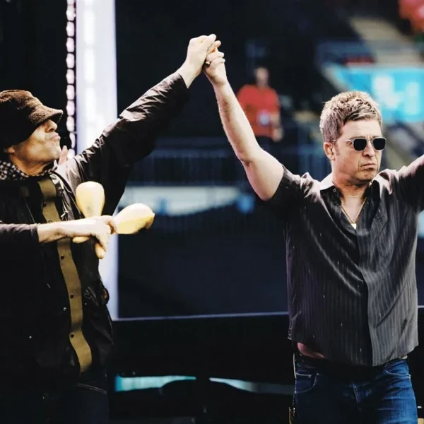 On Eve of North American Dates, Oasis Release Live ‘Wonderwall’ From Dublin & Plan Limited Ticket Release